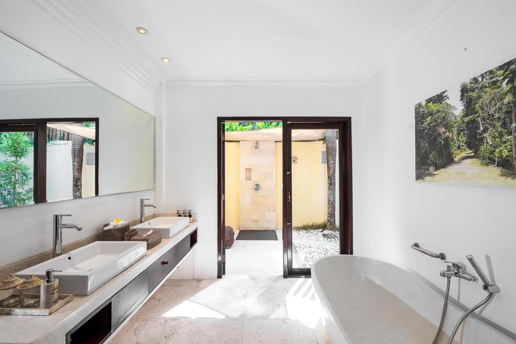 Villa Manis Canggu Exteriör bild